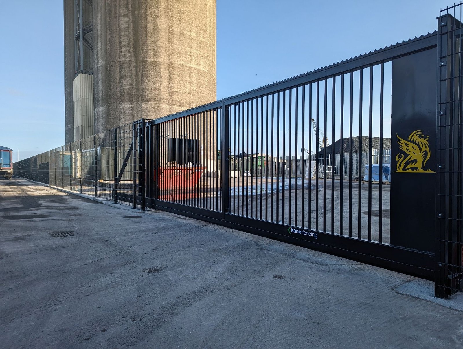 KFS Automated Cantilever Gates Featured Image